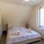 Maison Fleurie *